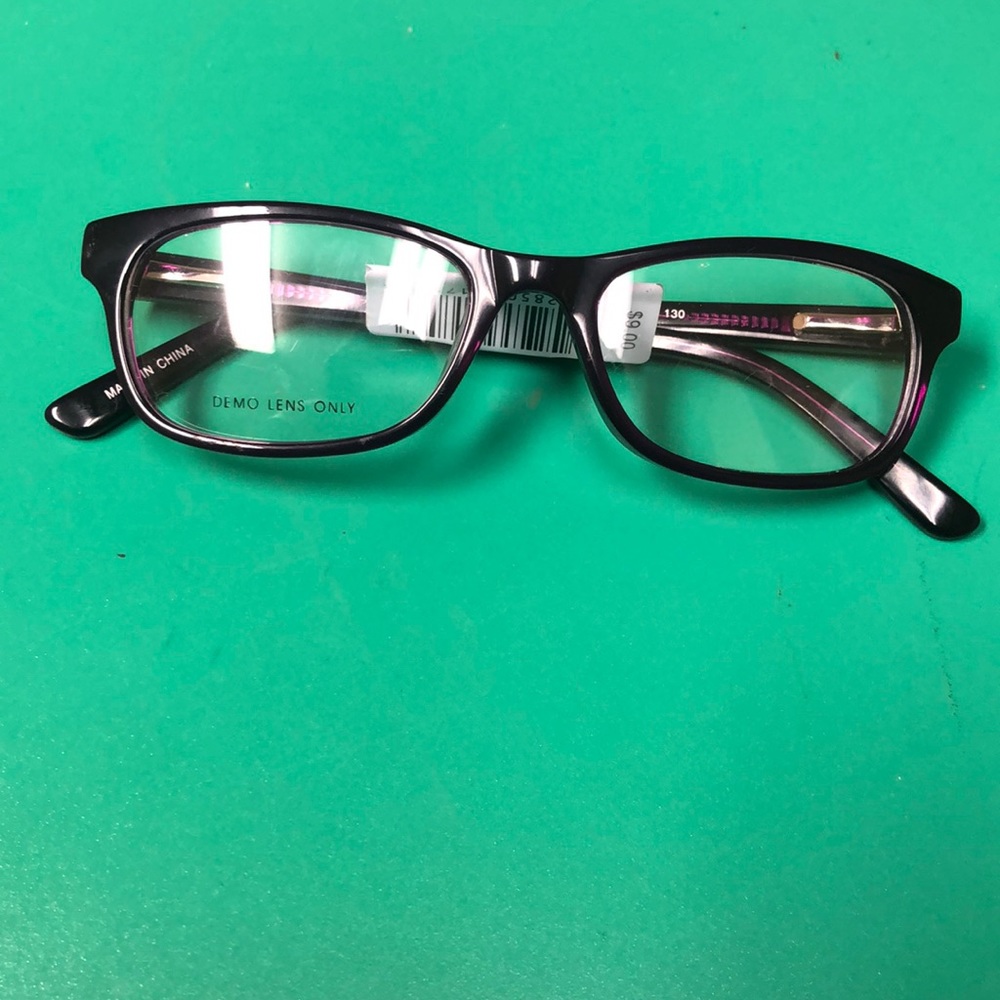 Woman’s Glasses